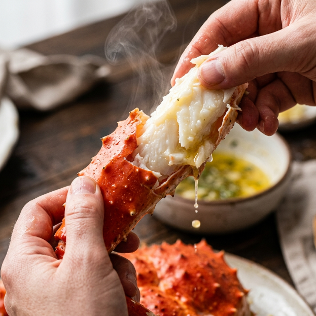 Wild-Caught Alaskan King Crab Legs – Premium Ocean Fresh Seafood